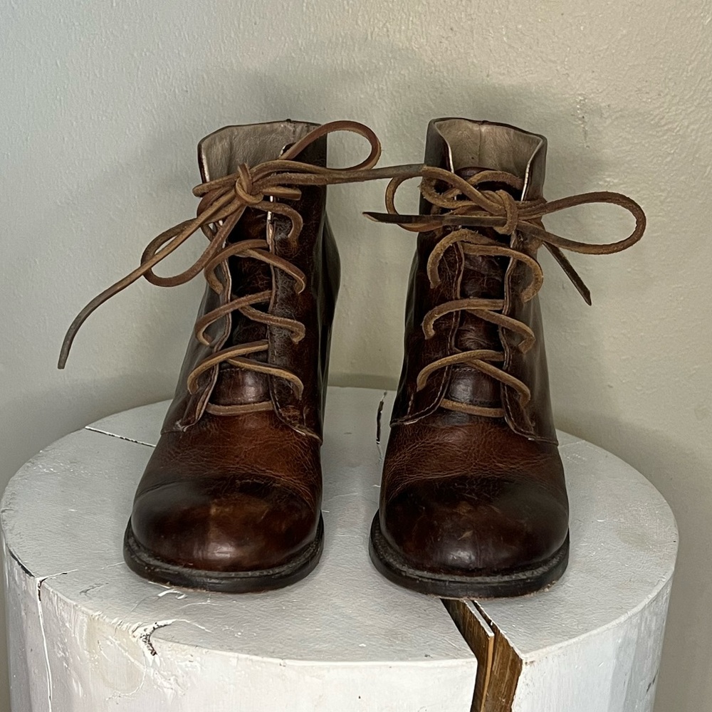 Freebird Beck booties in brown leather size 10